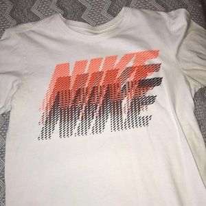 Nike tee